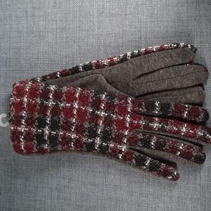 Women Fitted Glove Black Burgundy Plaid Warm Outerwear Smart Touch Finger